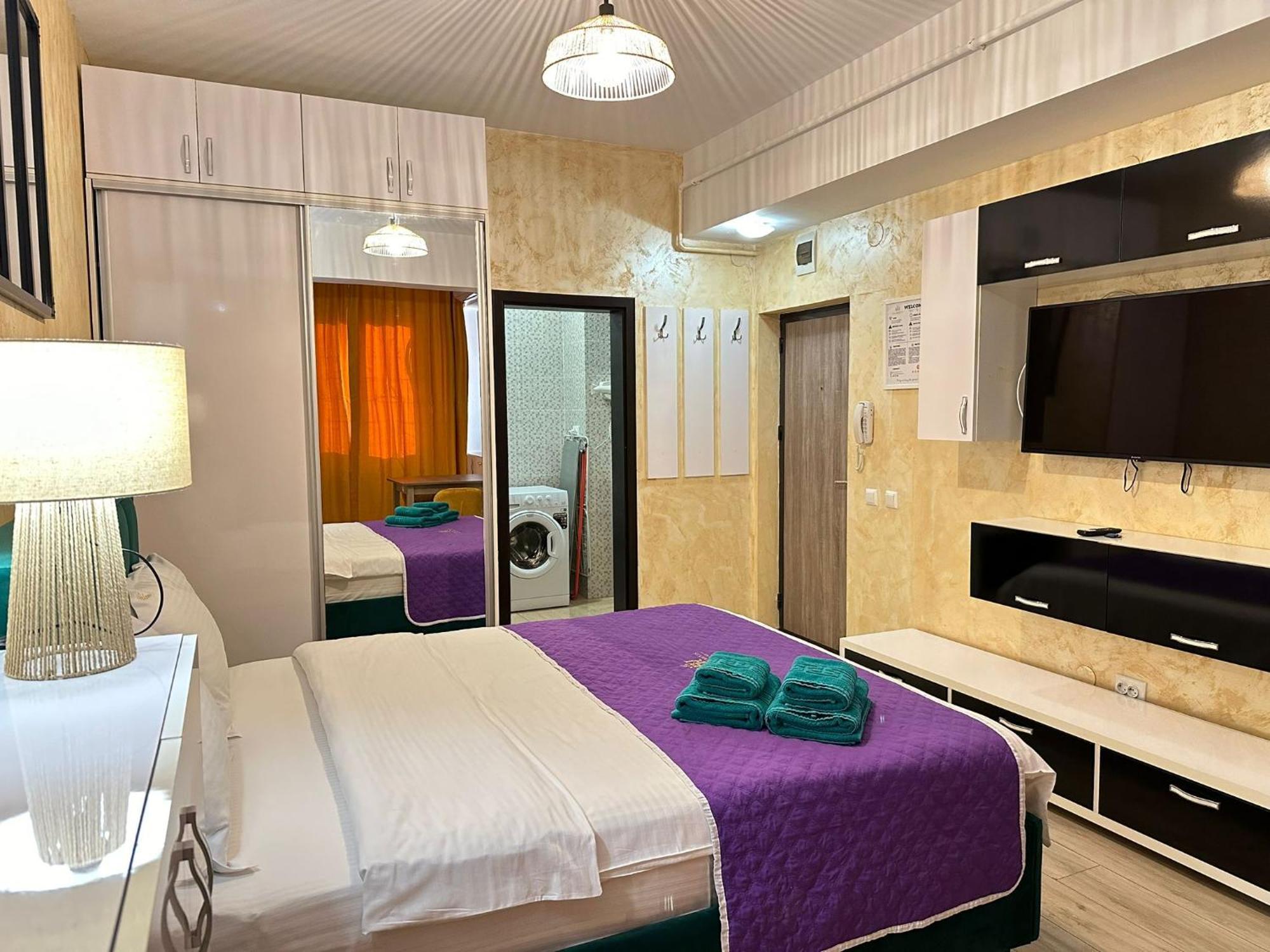 Studios & Apartments Palas By Glam Apartments Jászvásár Kültér fotó