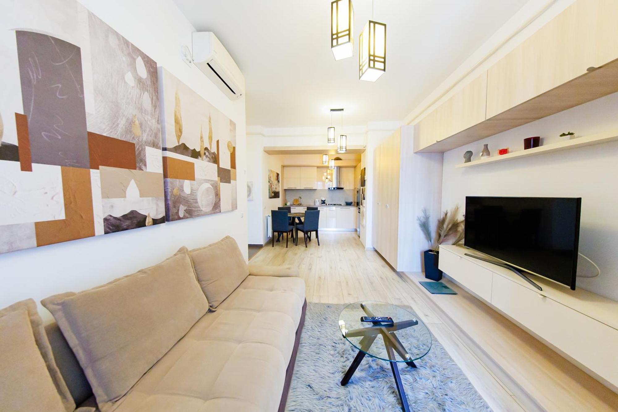 Studios & Apartments Palas By Glam Apartments Jászvásár Kültér fotó